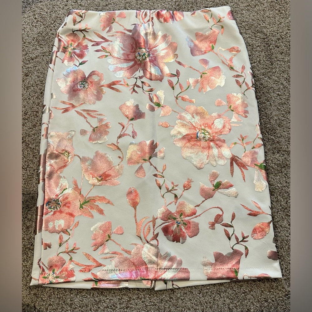 XL ECI New York Pencil Skirt